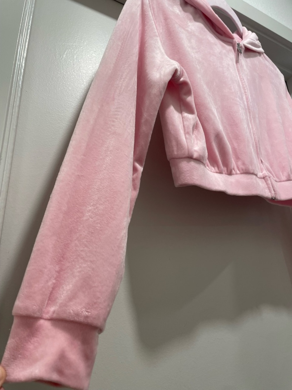 H&M Divided Pink Velour Cropped Zip-Up Hoodie - S - Picture 9 of 14